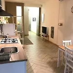 Garibaldi Vesuvio 3* Неаполь