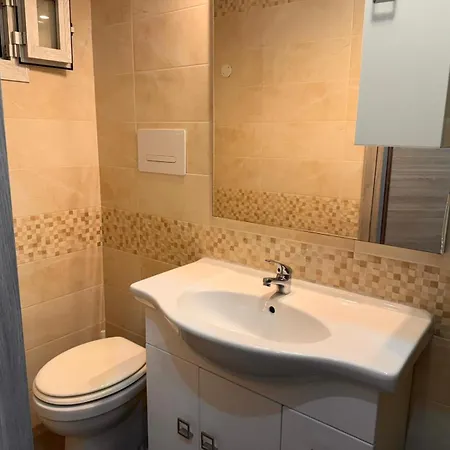 Garibaldi Vesuvio Guest house Naples