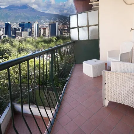 Garibaldi Vesuvio 3* Неаполь